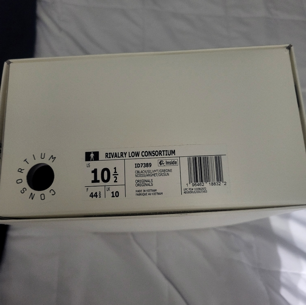 Adidas Rivalry  Consortium - Picture 9 of 12